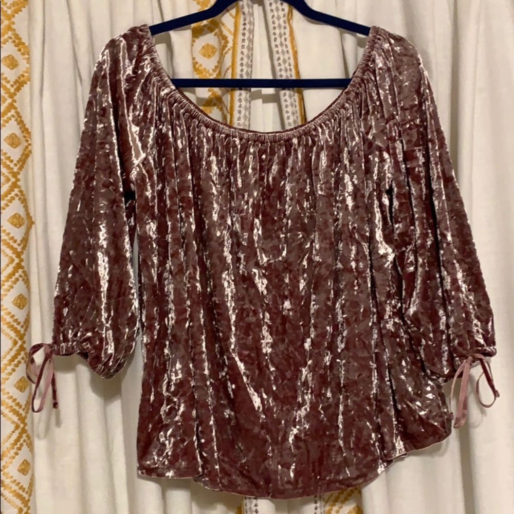 Off-shoulder top